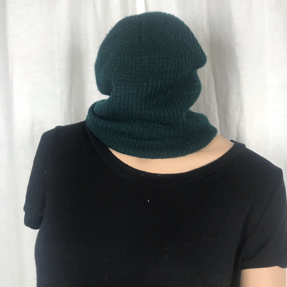 BEANIES - Picture 2 of 7